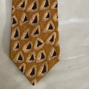 Men’s silk Boss tie